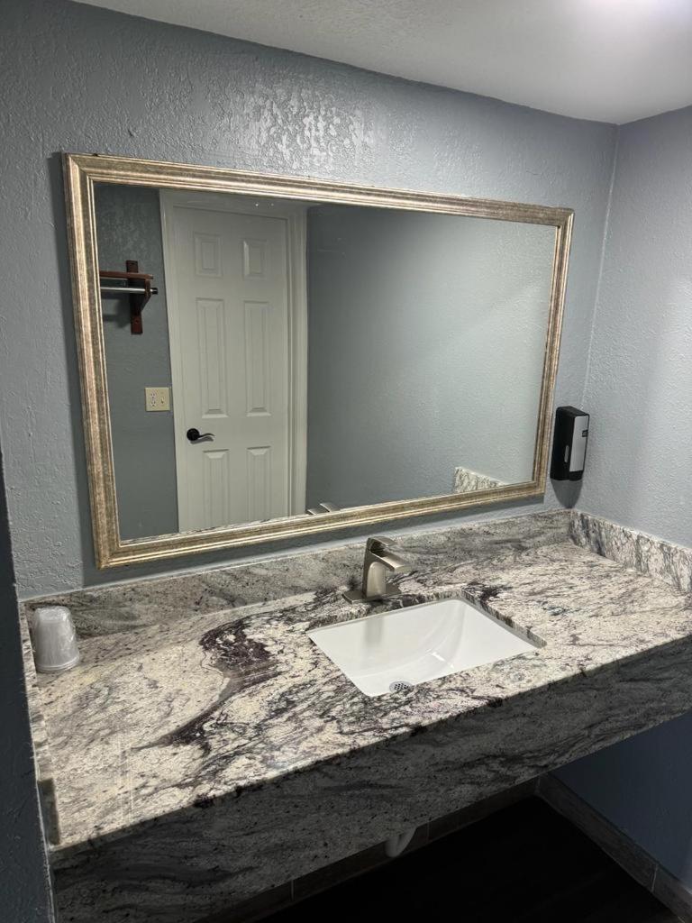 Midtown Lodge Jacksonville Eksteriør billede