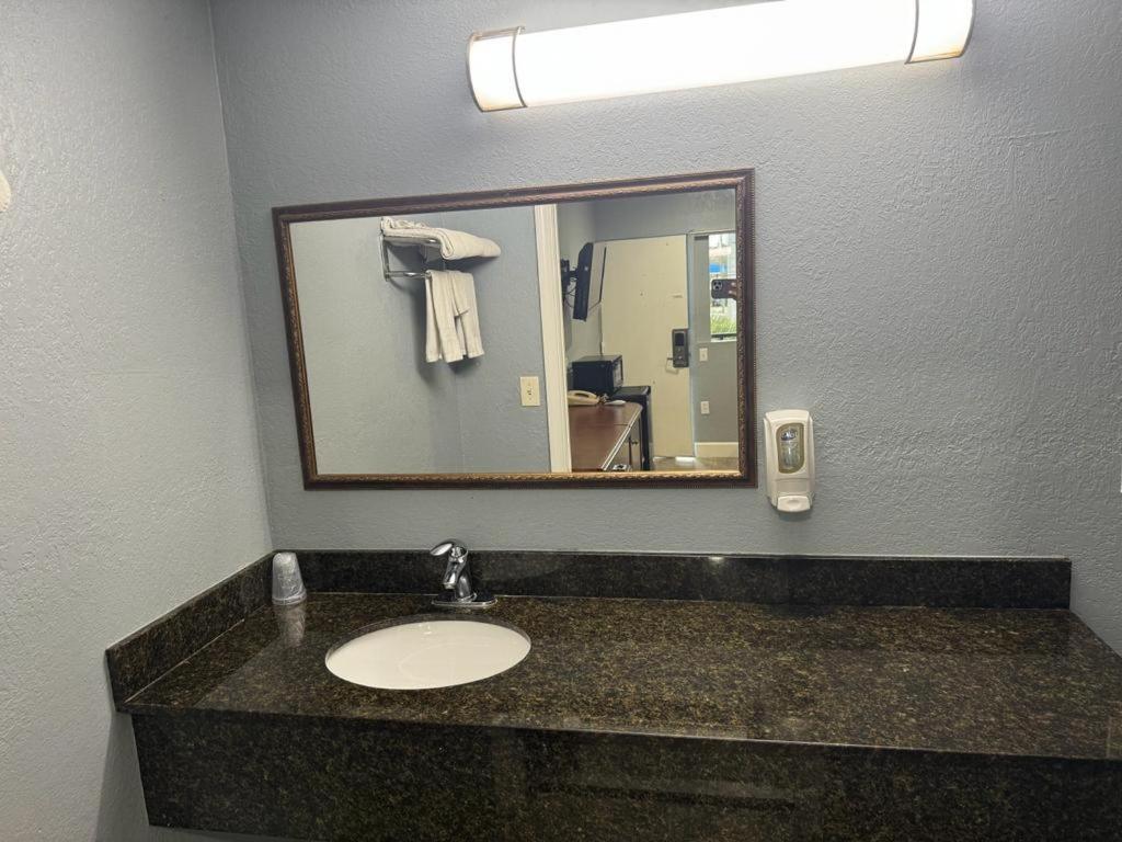Midtown Lodge Jacksonville Eksteriør billede